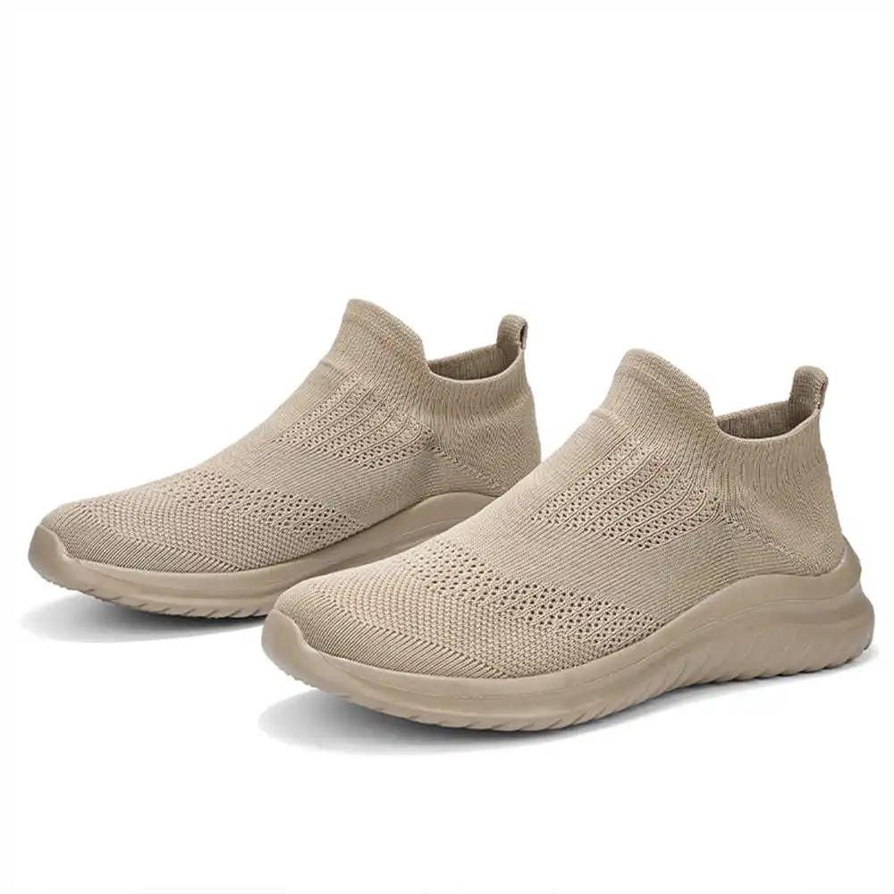 Beige Zachte Nieuwe Nieuwighei - Kids Outdoor Play Ideas recensie en prijs